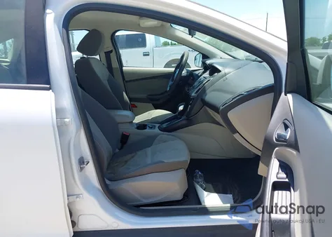 2013 Ford Focus Se z USA, uszkodzony, nr VIN 1FADP3F2XDL251450